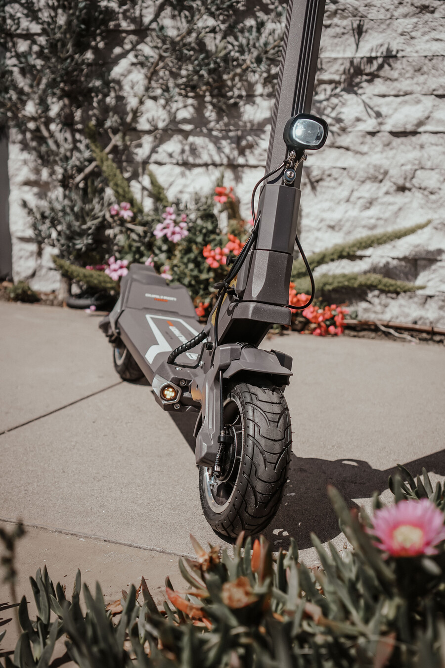 trotinetă electrică dualtron togo 32 kmh autonomie de 19 km